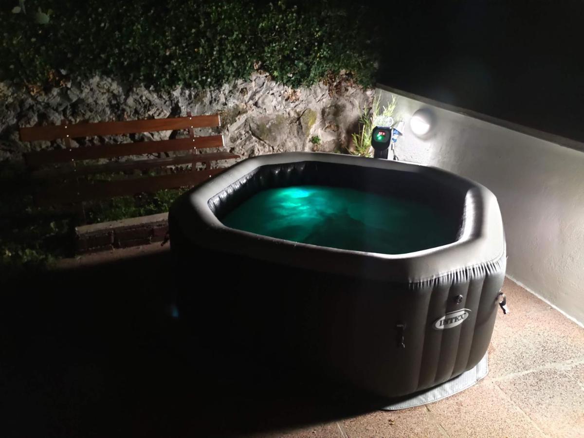 Charming Studio With Hot Tube, Terrace, Barbecue And Garden Kraljevica Exterior photo
